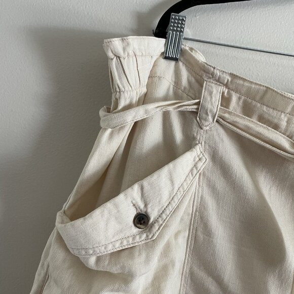 Old Navy Women 3X Ivory Extra High-Waisted Tie-Front Cargo Shorts 4” Inseam - Picture 6 of 10